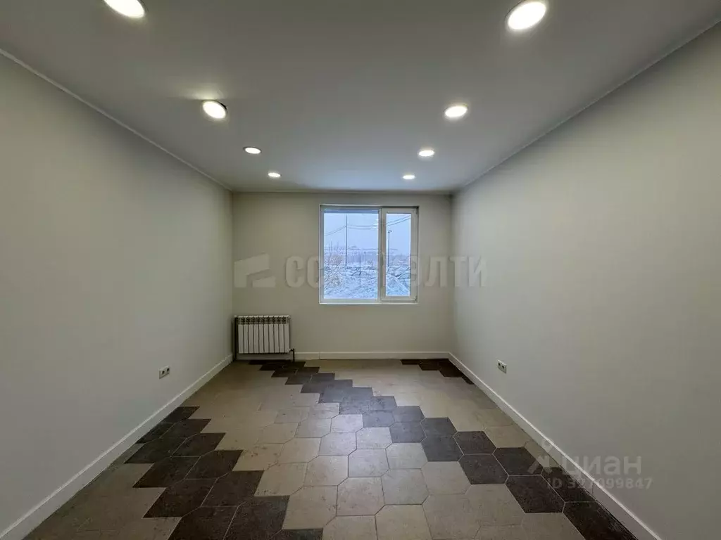 Помещение свободного назначения в Московская область, Красногорск бул. ... - Фото 1