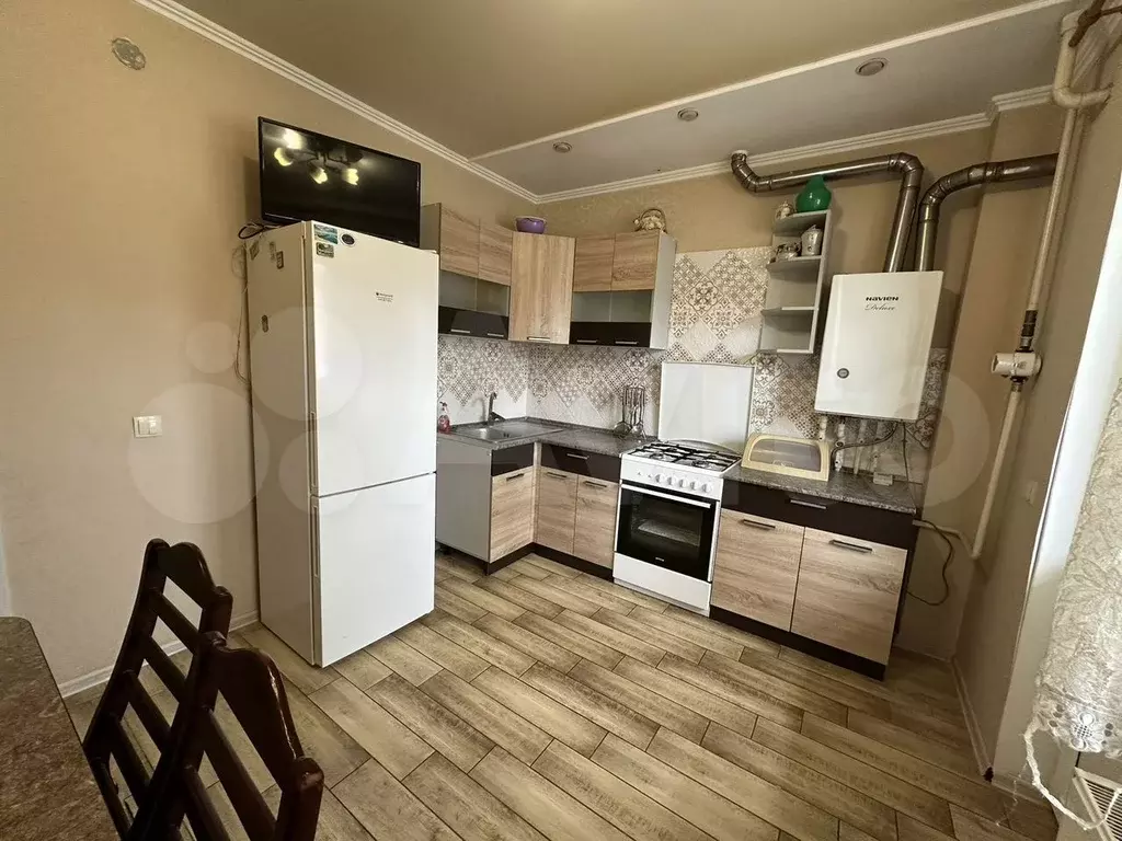 1-к. квартира, 42 м, 1/5 эт. - Фото 0