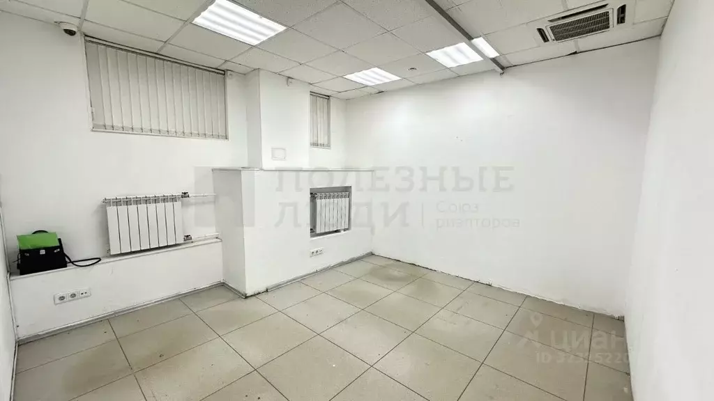 Помещение свободного назначения в Новгородская область, Боровичи ... - Фото 1