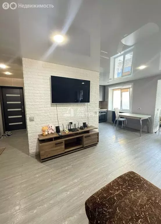2-комнатная квартира: Холмск, Школьная улица, 60А (43 м) - Фото 2