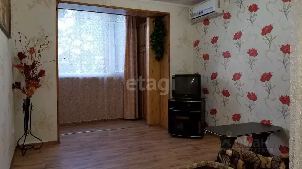 2-к кв. Крым, Алушта муниципальный округ, с. Рыбачье ул. Центральная ... - Фото 0