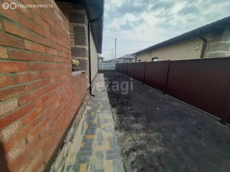 Дом в село Репное, Творческая улица (120 м) - Фото 1