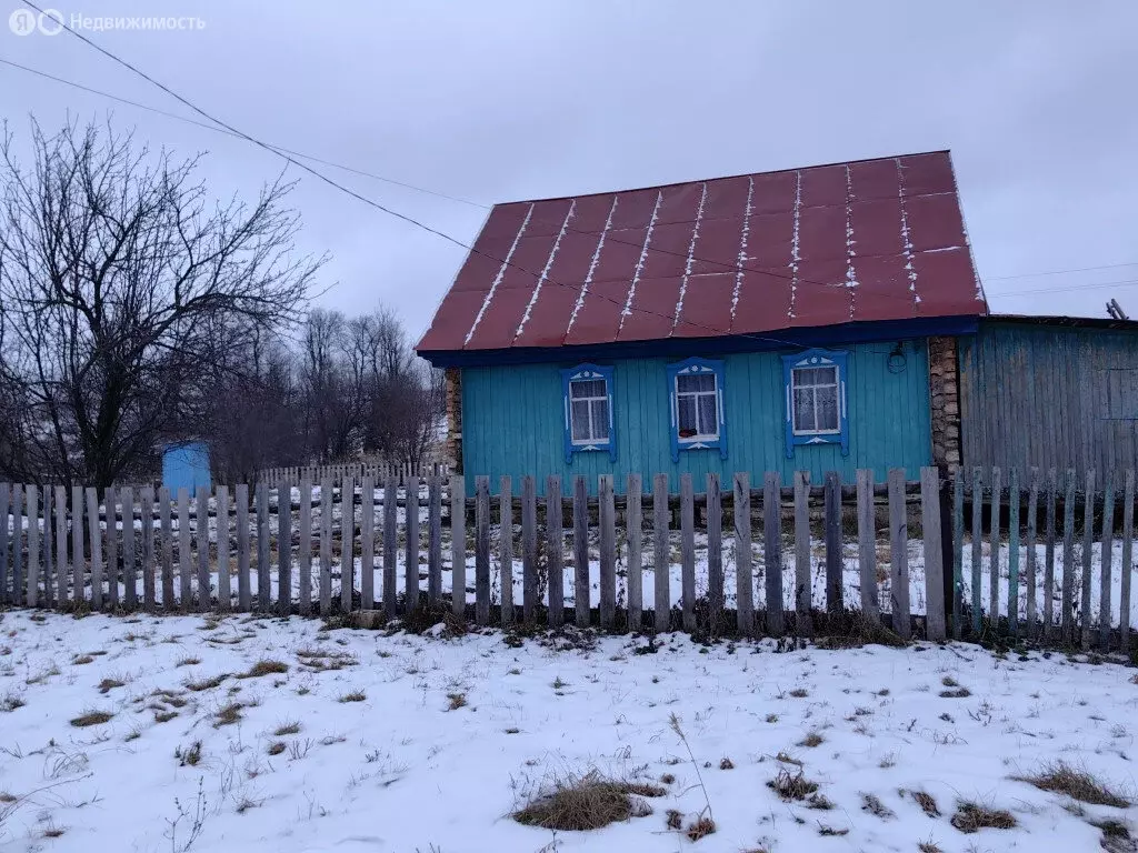 Дом в Благовещенский район, Ильино-Полянский сельсовет, деревня ... - Фото 1