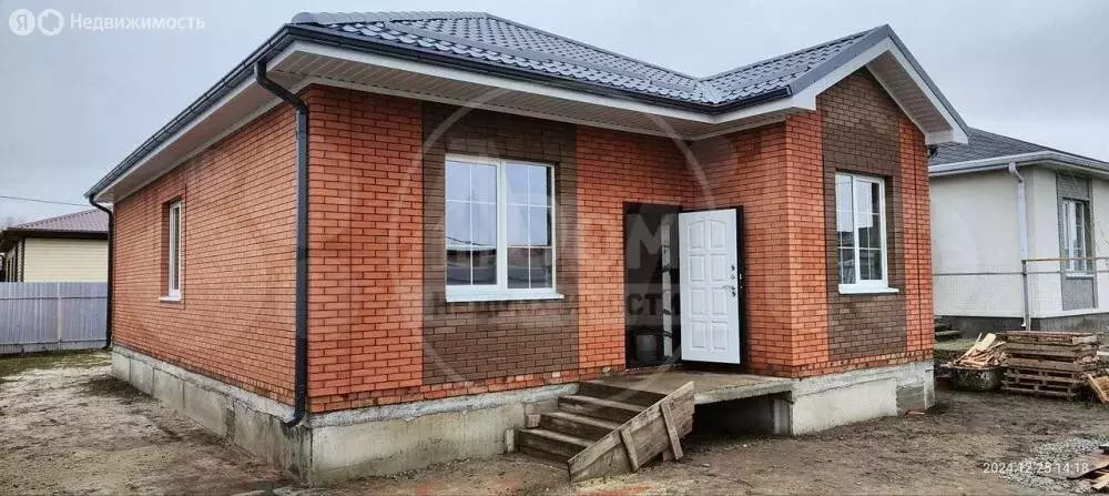 Дом в Батайск, Сарматская улица, 11 (100 м) - Фото 2