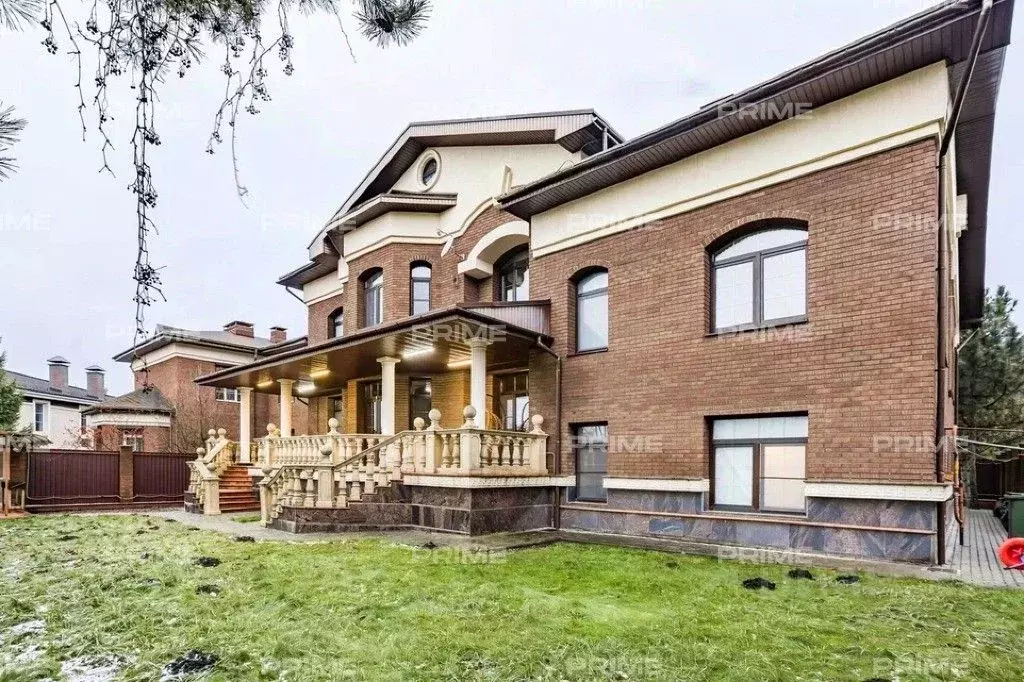 Коттедж в Московская область, Одинцовский городской округ, с. ... - Фото 1