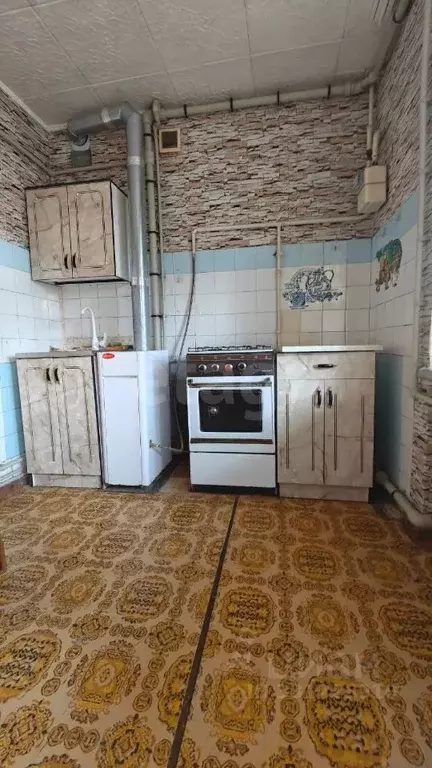 2-к кв. Крым, Сакский район, с. Уютное ул. Кирова, 4 (51.7 м) - Фото 1