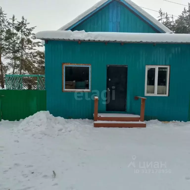 Дом в Амурская область, Свободненский район, с. Чембары Набережная ... - Фото 1