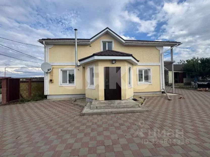 Дом в Крым, Симферопольский район, Перовское с/пос, Дубки 2 массив ул. ... - Фото 1