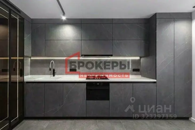 2-к кв. Севастополь ул. Колобова, 20 (67.6 м) - Фото 2