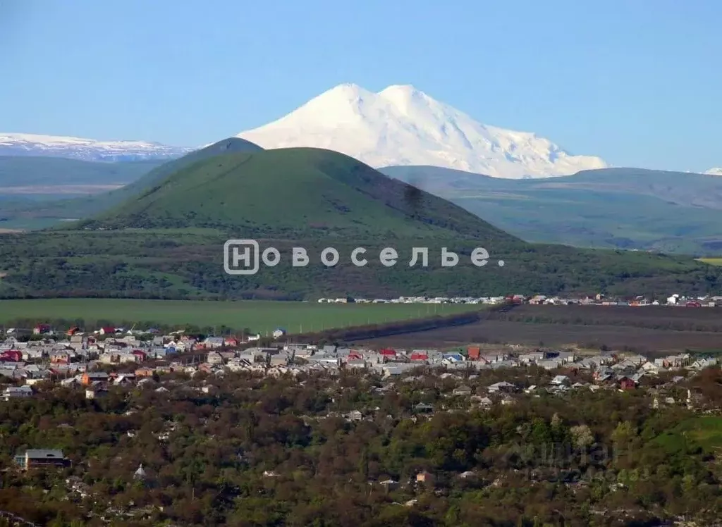 Участок в Ставропольский край, Предгорный муниципальный округ, пос. ... - Фото 1