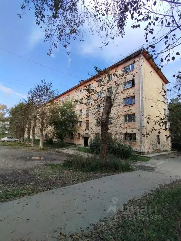 2-к кв. Свердловская область, Асбест ул. Победы, 28 (23.8 м) - Фото 0