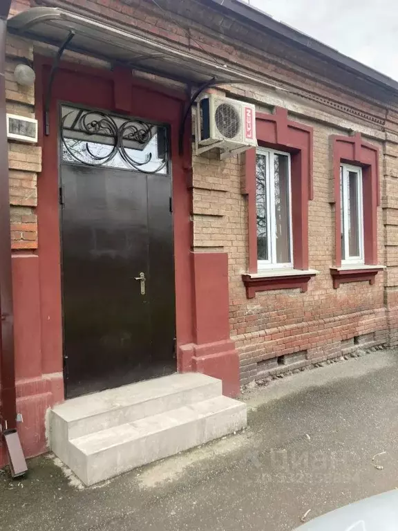 Дом в Северная Осетия, Владикавказ Заводская ул., 53 (30 м) - Фото 2