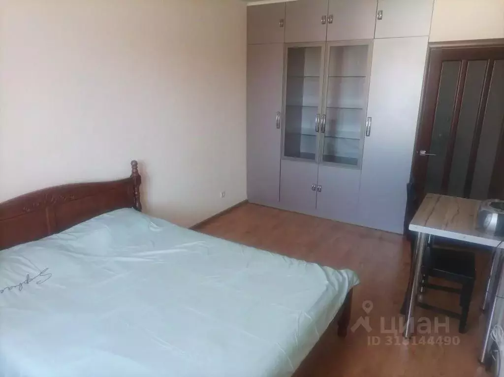 2-к кв. Краснодарский край, Новороссийск просп. Ленина, 91а (40.0 м) - Фото 1