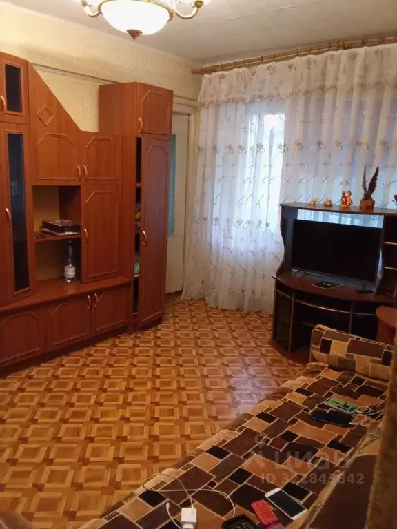 4-к кв. Ульяновская область, Ульяновск Октябрьская ул., 57 (68.0 м) - Фото 0