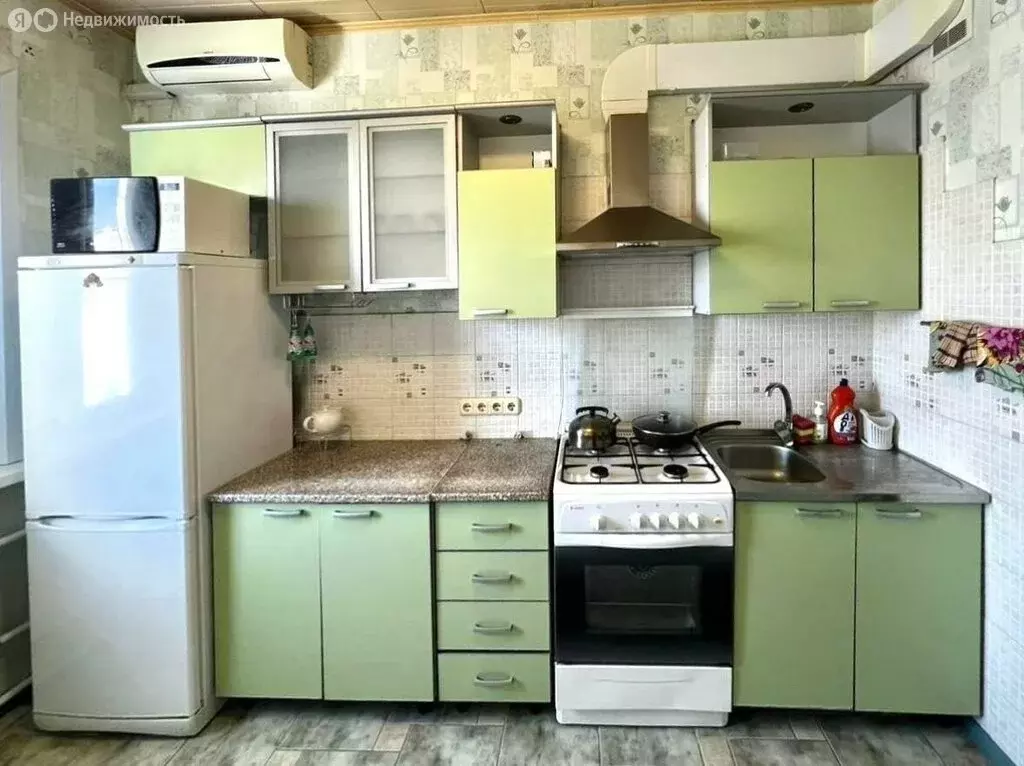 1-комнатная квартира: Астрахань, улица Медиков, 5 (43.7 м) - Фото 0
