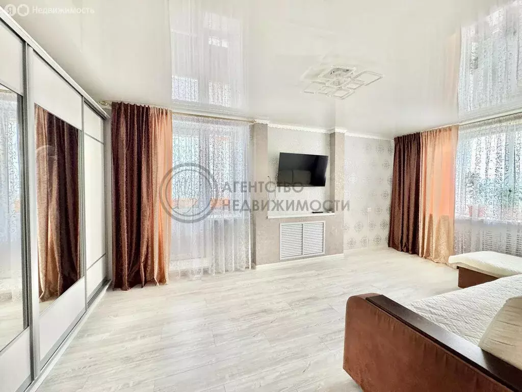 2-комнатная квартира: Казань, улица Кул Гали, 11/52Б (55 м) - Фото 1