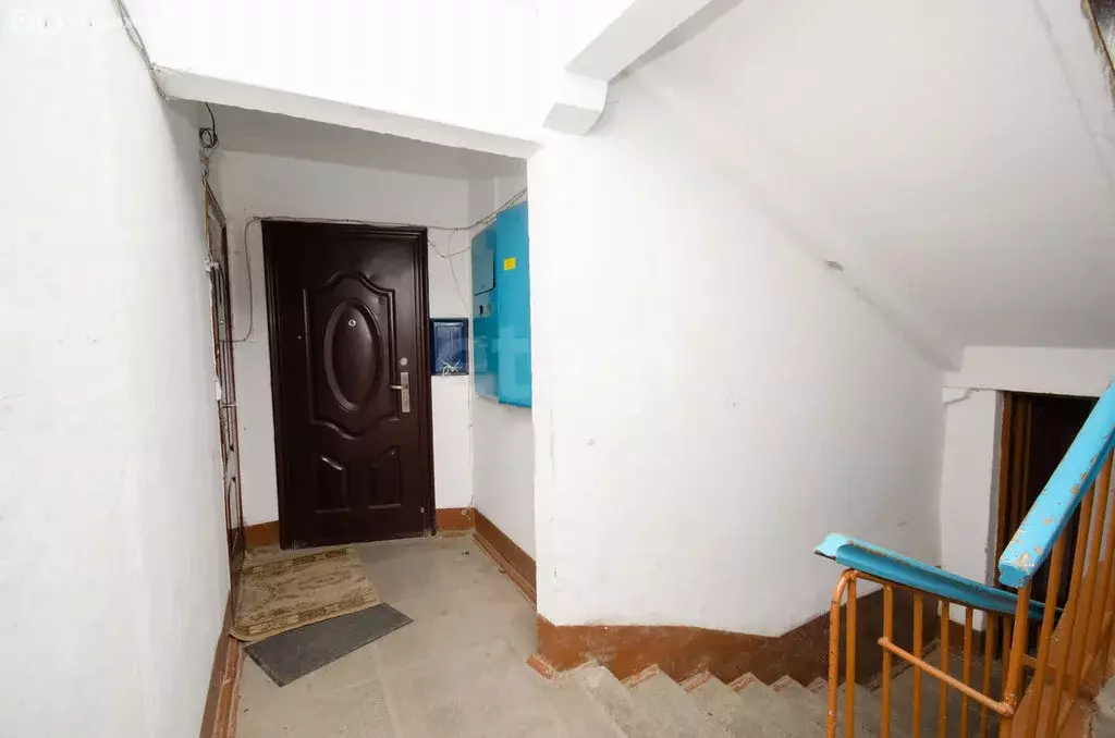 2-комнатная квартира: Заводоуковск, Донбасская улица, 2 (50.1 м) - Фото 2