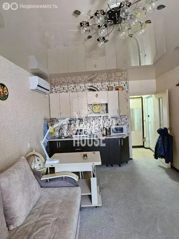 1-комнатная квартира: Тюмень, улица Республики, 229 (19 м) - Фото 0