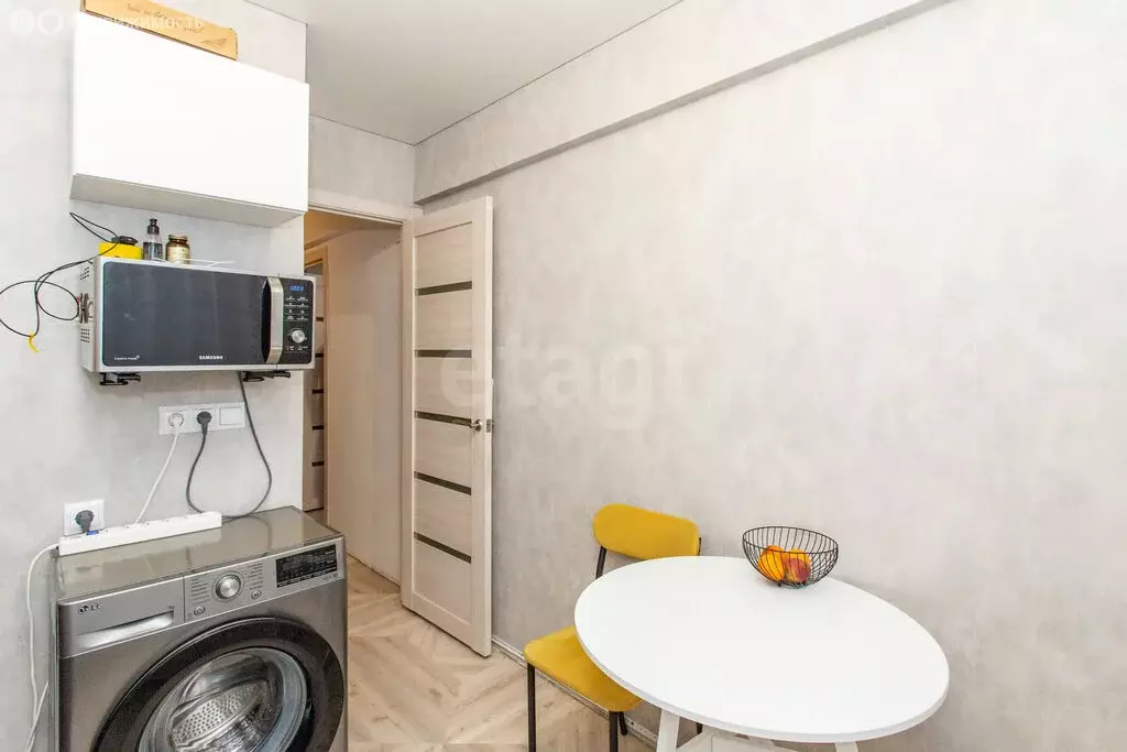 1-комнатная квартира: Тобольск, 4-й микрорайон, 6 (31.2 м) - Фото 2