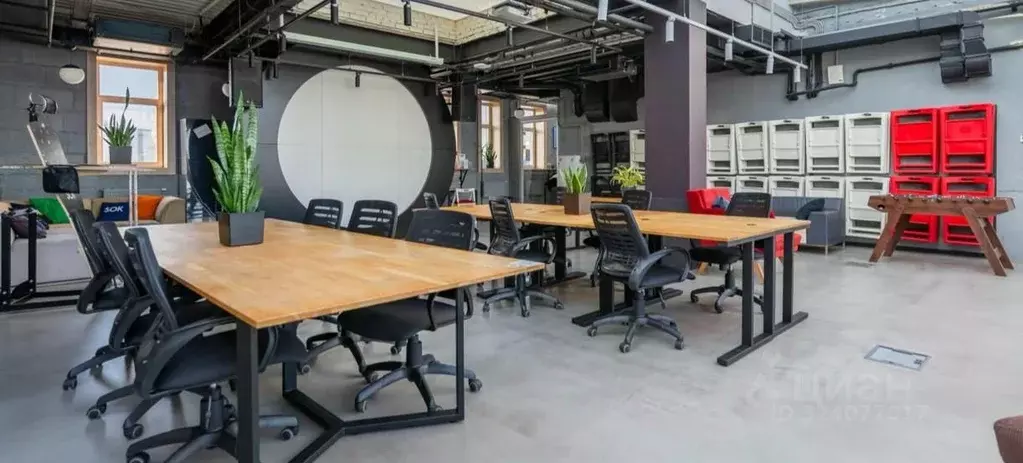 Офис в Москва ул. Земляной Вал, 8 (2130 м) - Фото 1