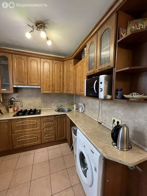 3-комнатная квартира: Колпино, улица Танкистов, 16 (42 м) - Фото 0