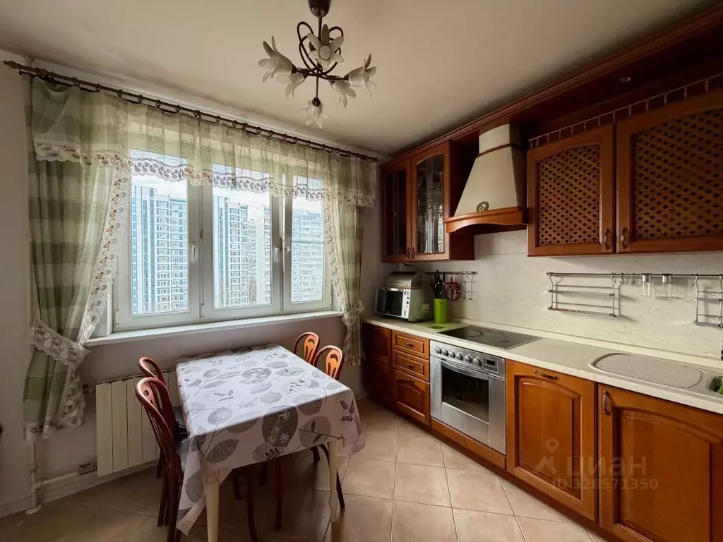 2-к кв. Москва ул. Академика Капицы, 26К2 (56.0 м) - Фото 1