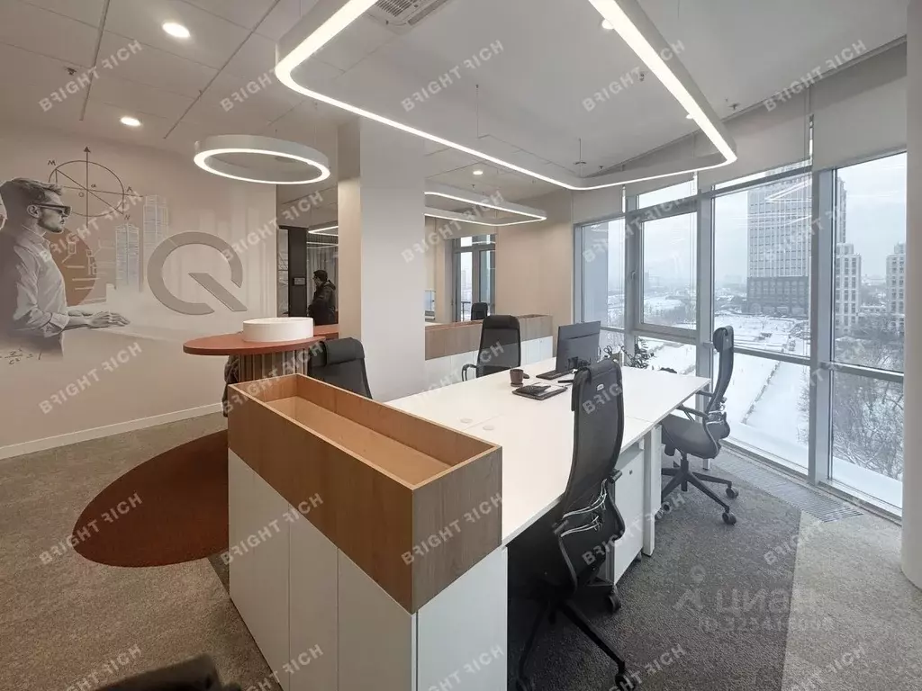 Офис в Москва Поклонная ул., 3к1 (180 м) - Фото 1