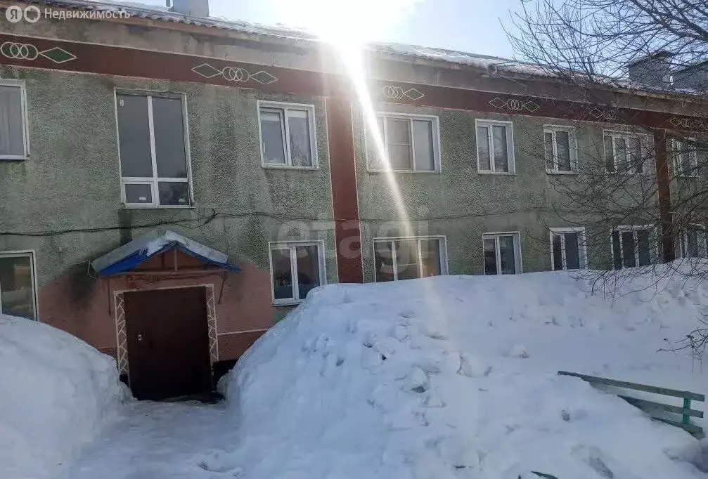 2-комнатная квартира: посёлок Яшкинский, улица Чкалова, 3 (45 м) - Фото 1