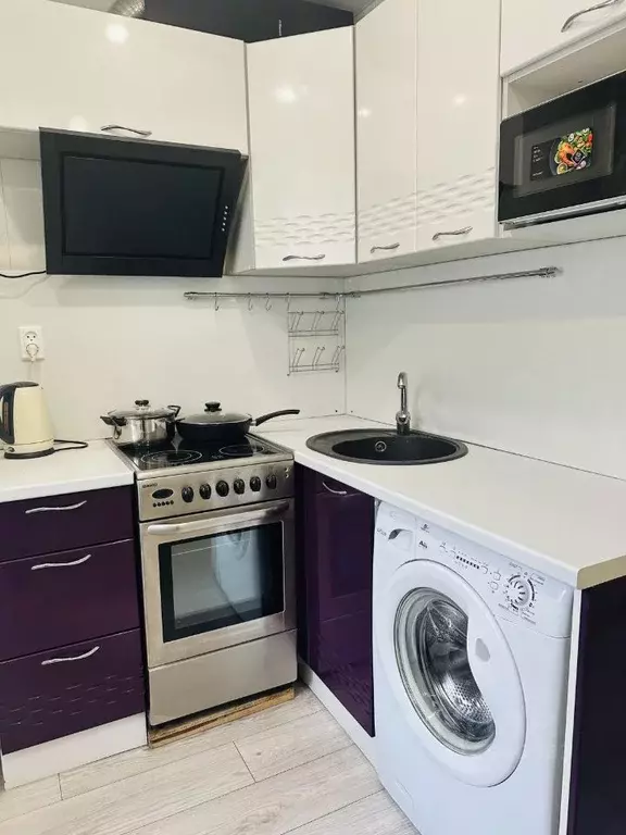 1-к кв. Свердловская область, Екатеринбург ул. Чапаева, 12 (30.0 м) - Фото 1