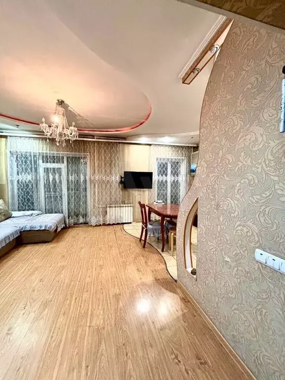 3-к. квартира, 78 м, 2/9 эт. - Фото 1