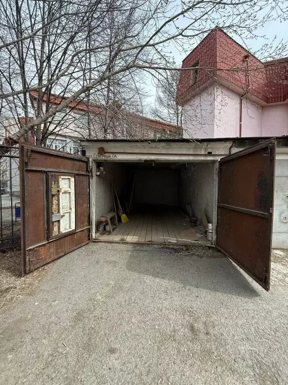 Гараж в Свердловская область, Екатеринбург пер. Северный, 7 (15 м) - Фото 0