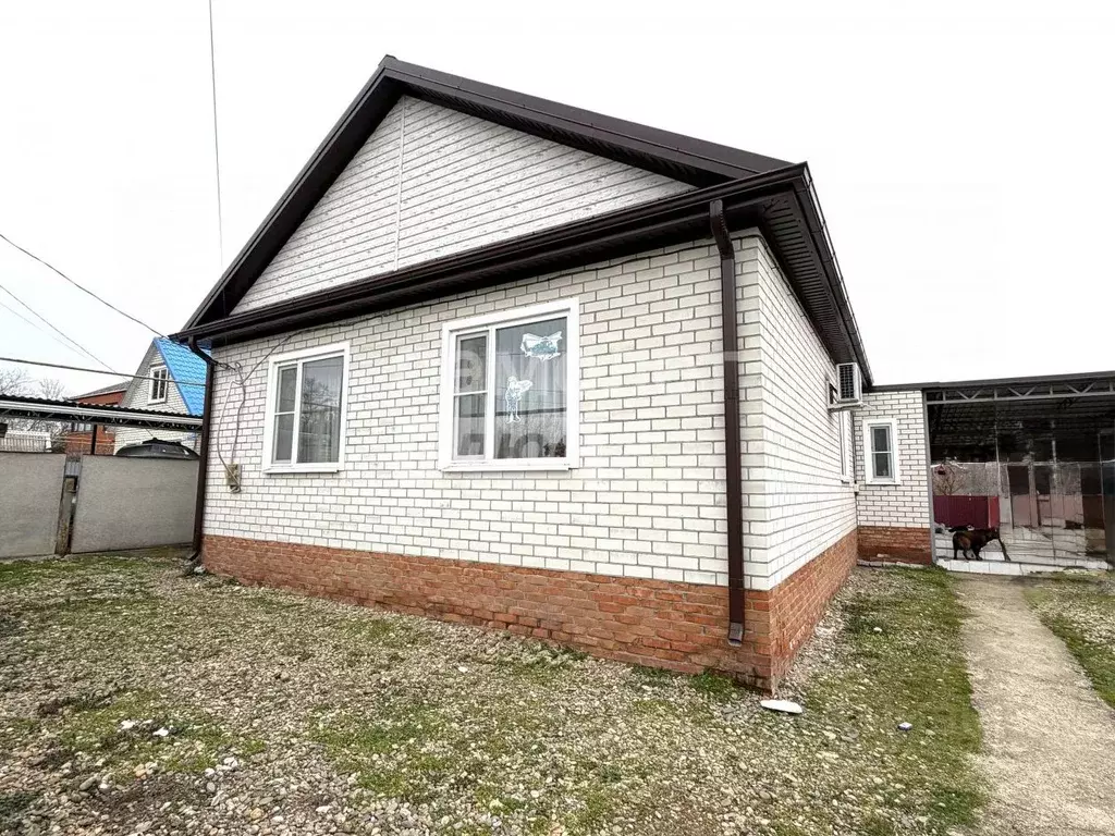 Дом в Краснодарский край, Кореновск ул. Памяти Героев (138 м) - Фото 2