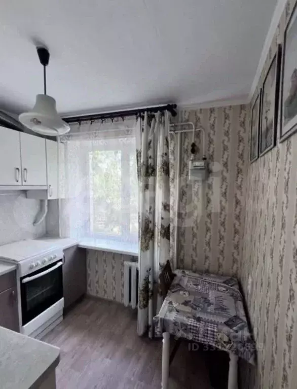 2-к кв. Крым, Евпатория городской округ, Мирный пгт ул. Сырникова, 9 ... - Фото 1