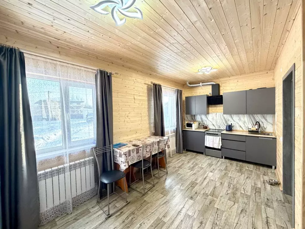Дом в Новгородская область, Великий Новгород 16-й кв-л,  (72 м) - Фото 1