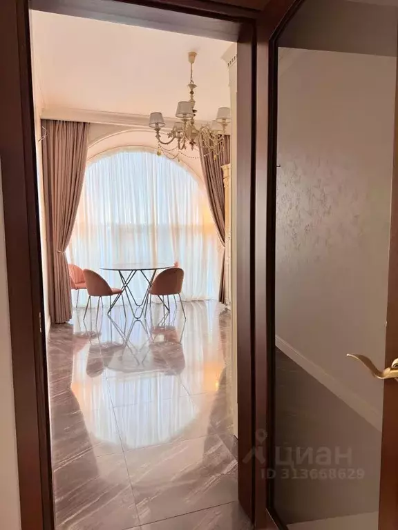 3-к кв. Калининградская область, Калининград ул. Каштановая Аллея, ... - Фото 1