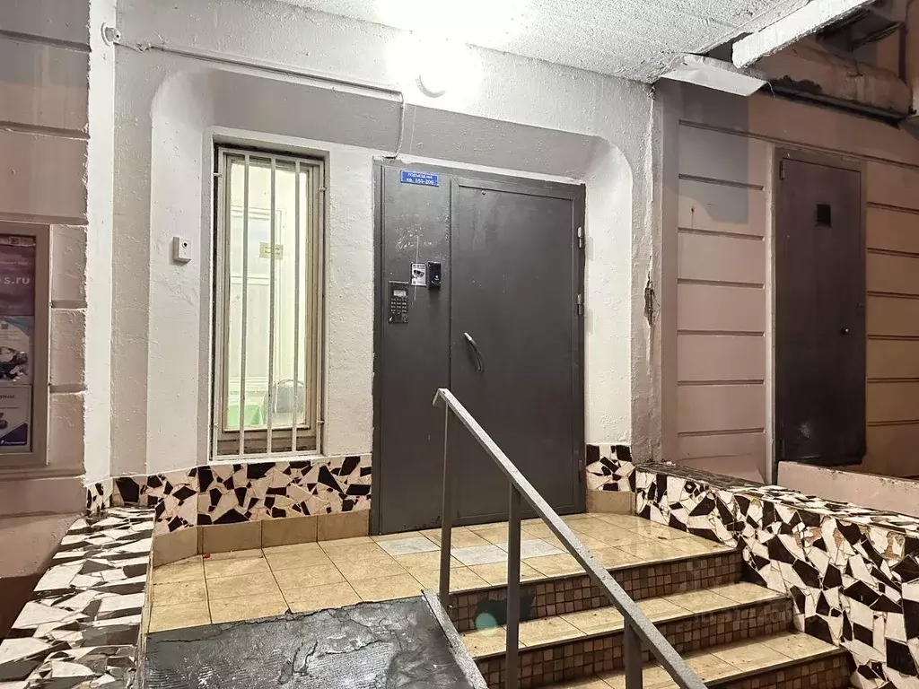 Квартира, 5 и более комнат, 112.2 м - Фото 0
