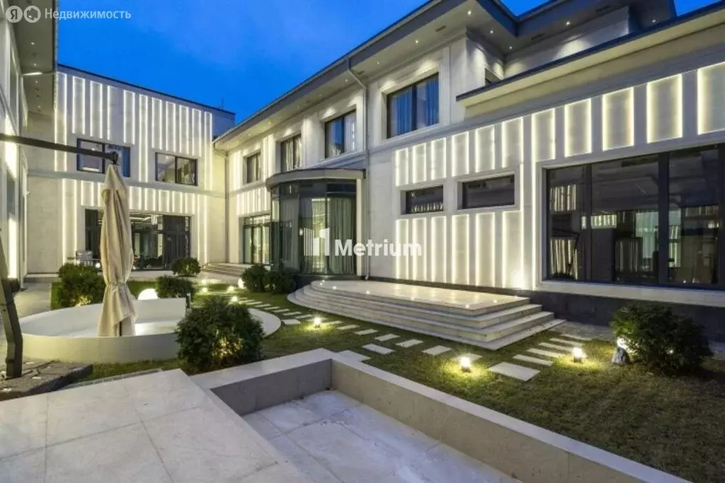 Дом в деревня Барвиха, территория НПИЗ Речное (2430 м) - Фото 1