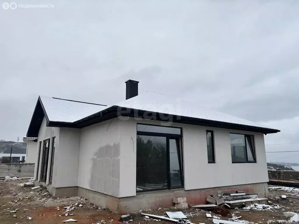 Дом в Лозовое, улица им. Александра Пушкина (130 м) - Фото 2