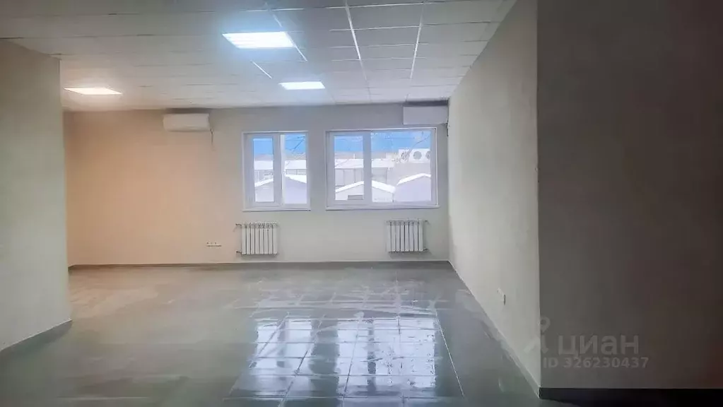 Офис в Краснодарский край, Краснодар Ставропольская ул., 96А (91 м) - Фото 1