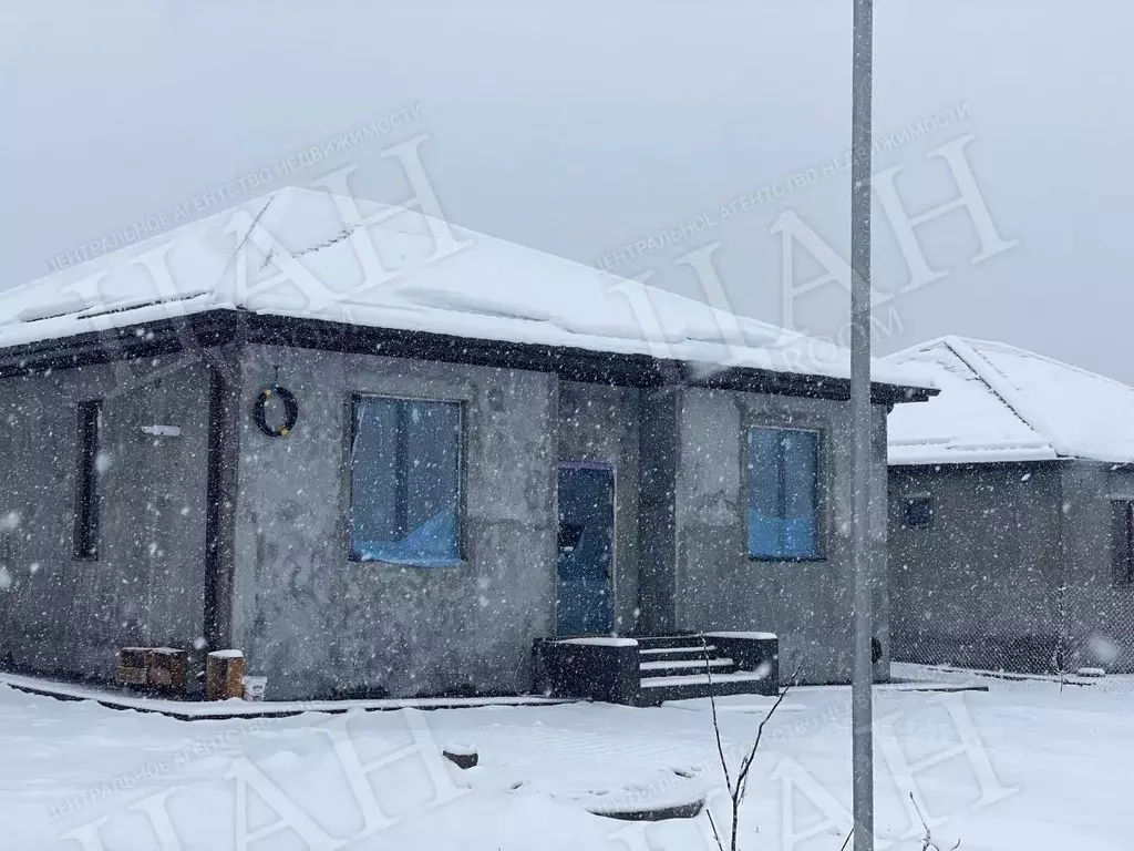 Дом в Ставропольский край, Лермонтов городской округ, с. Острогорка ... - Фото 0