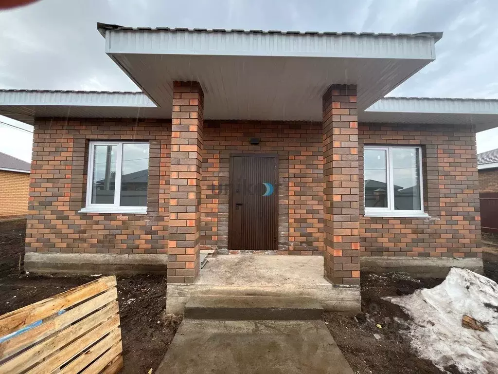 Дом в Башкортостан, Уфа городской округ, с. Нагаево ул. Советская, 13 ... - Фото 0