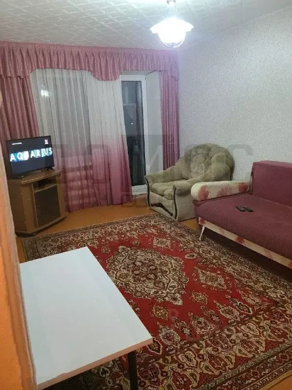 1-к кв. Свердловская область, Ирбит ул. Стекольщиков, 1 (28.7 м) - Фото 1