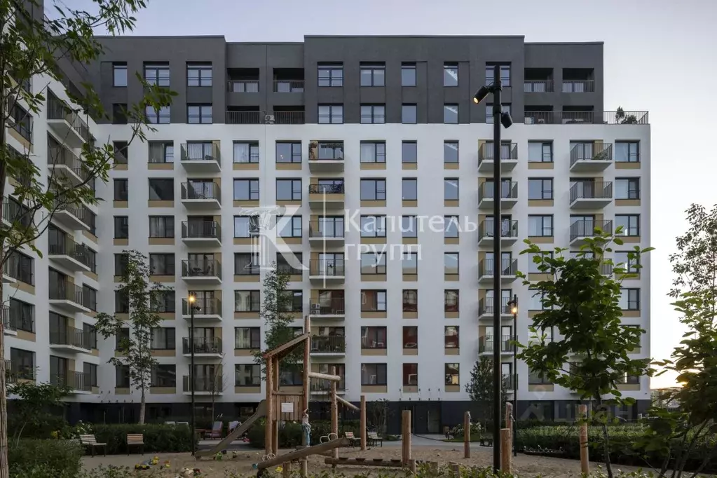 3-к кв. Тюменская область, Тюмень ул. Газовиков, 38 (90.5 м) - Фото 1