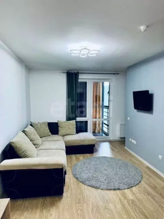 Студия Тюменская область, Тюмень ул. Ю.-Р.Г. Эрвье, 24к1 (30.0 м) - Фото 0