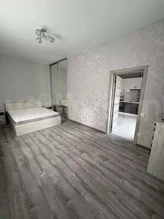 1-к. квартира, 40 м, 1/2 эт. - Фото 0