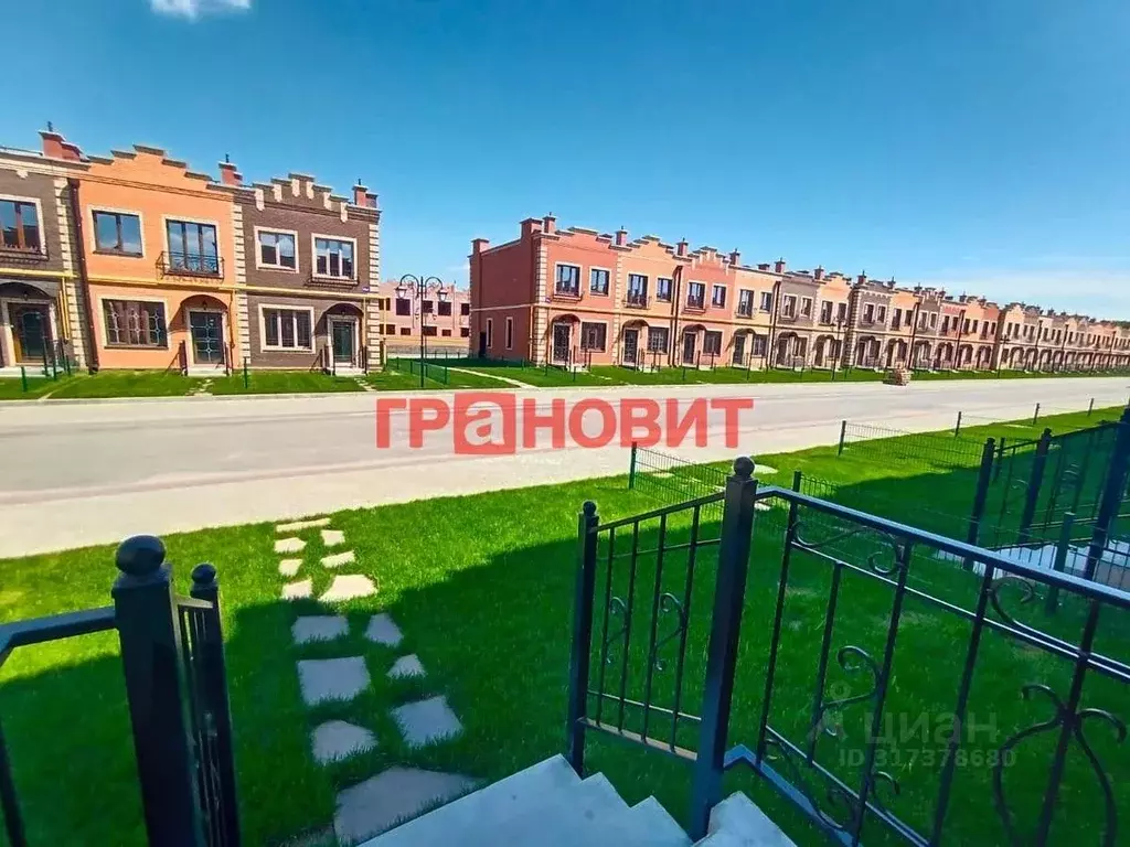 Таунхаус в Новосибирская область, Новосибирский район, Мичуринский ... - Фото 0