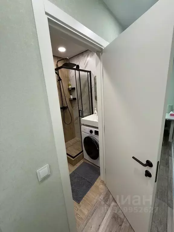 2-к кв. Приморский край, Владивосток ул. Кирова, 8 (43.0 м) - Фото 1