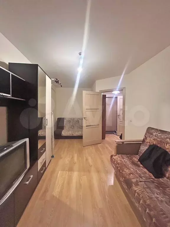 1-к. квартира, 35 м, 4/17 эт. - Фото 1