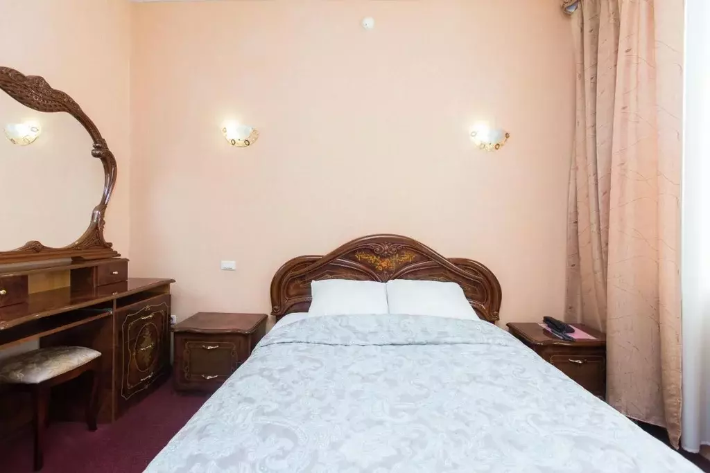 Комната Челябинская область, Челябинск ул. Елькина, 76 (36.0 м) - Фото 1