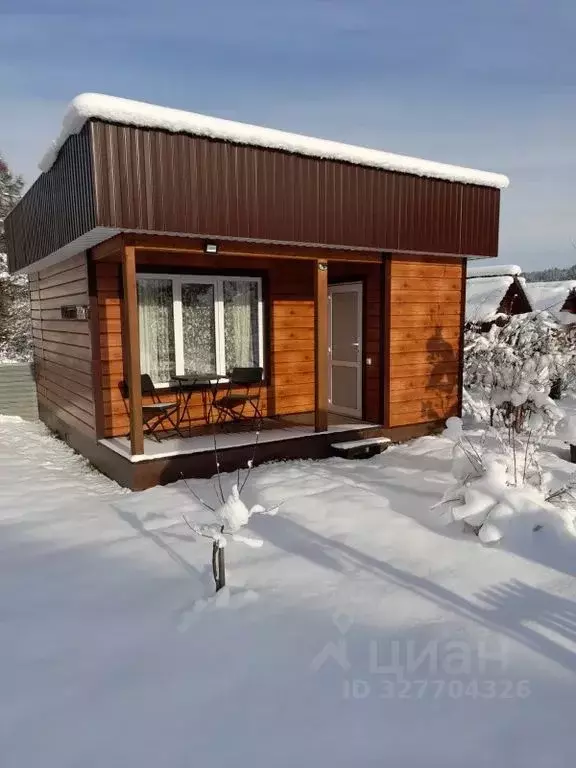 Дом в Алтай, Турочакский район, с. Иогач Центральная ул., 15 (25 м) - Фото 1